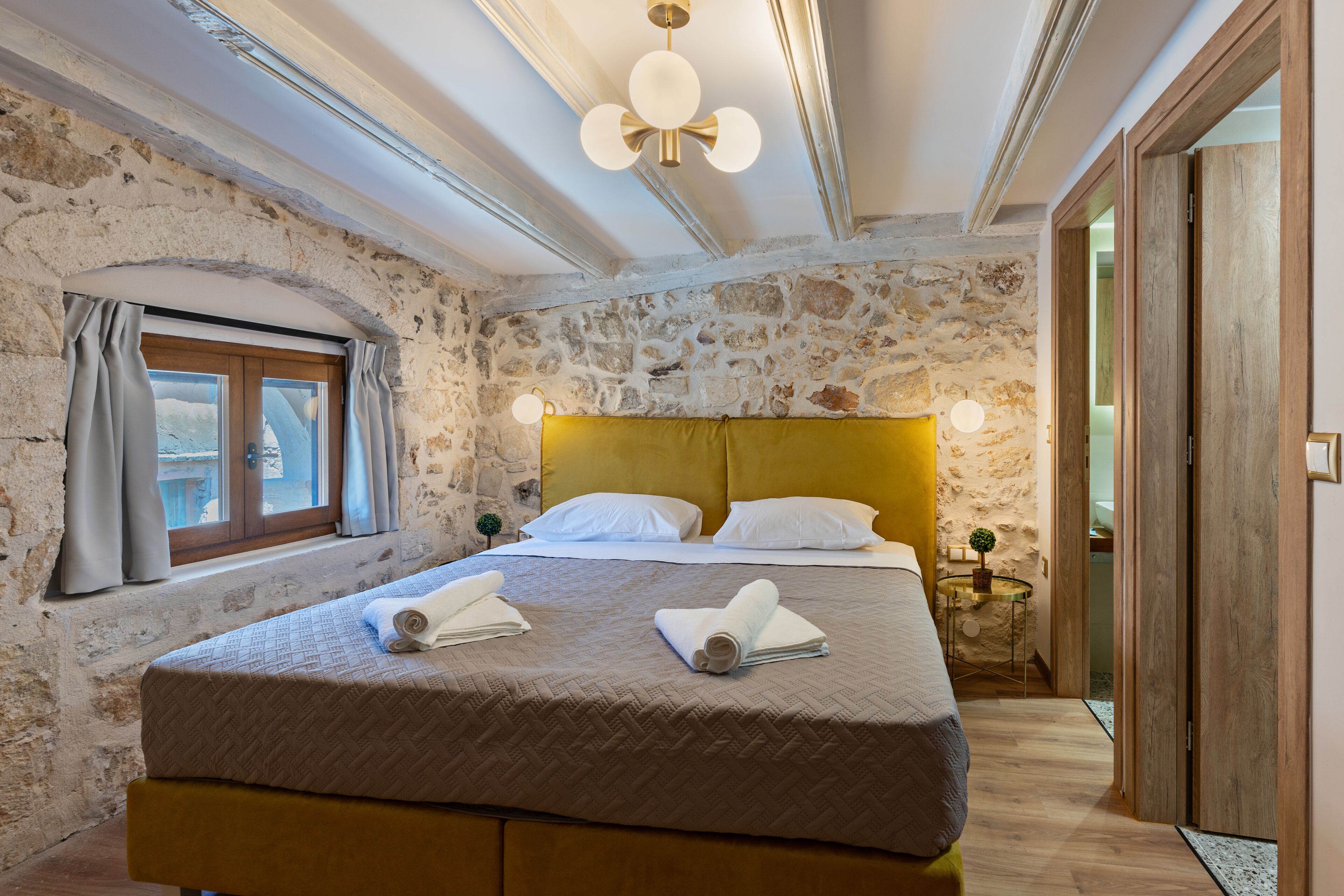 Erotokritos City Luxury Suites