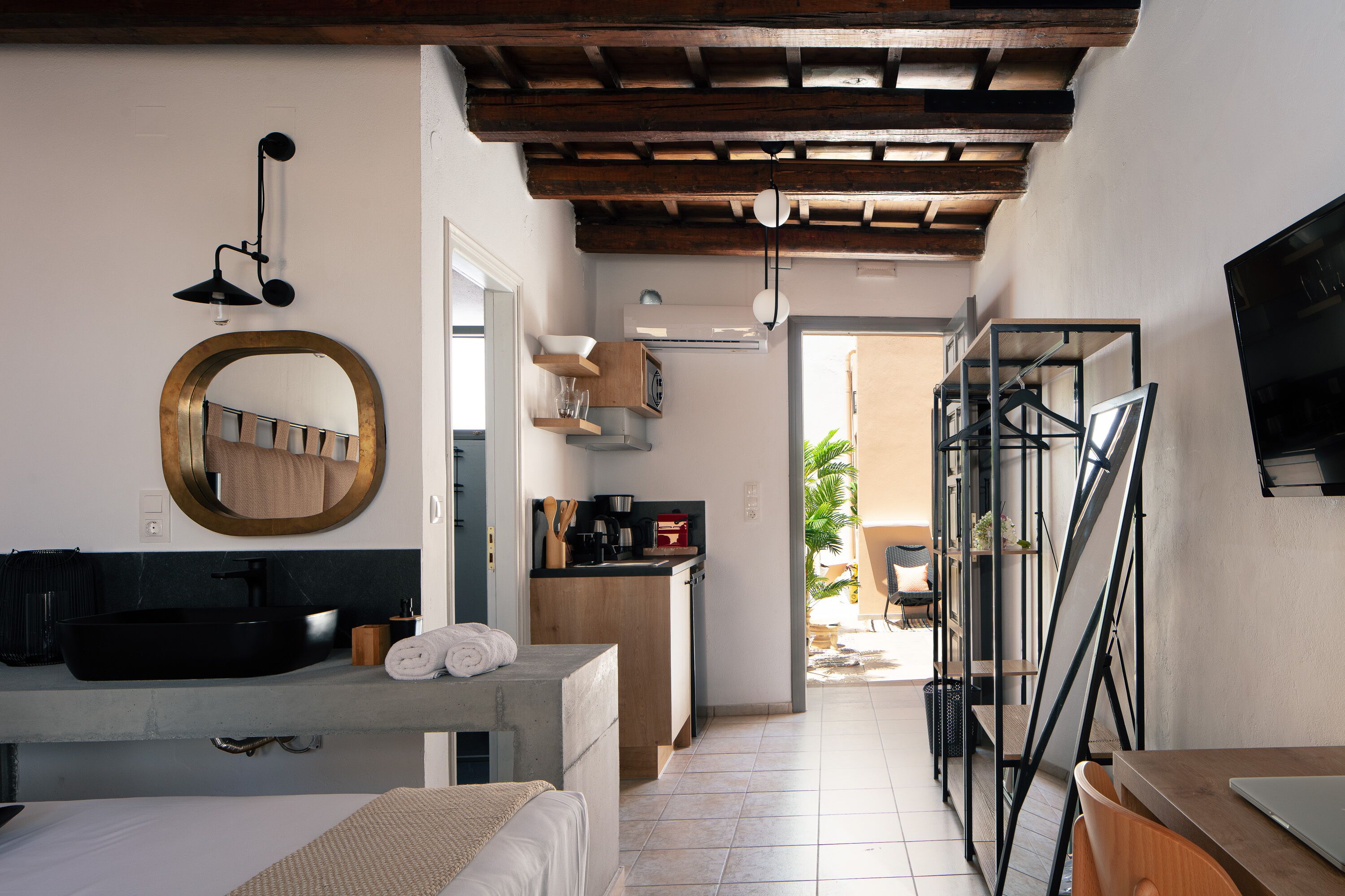 Gateway Suites