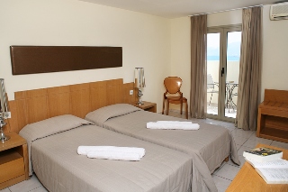 Golden Beach Hotel