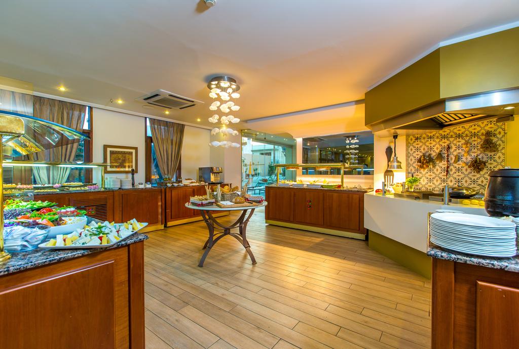 Hotel Ideon