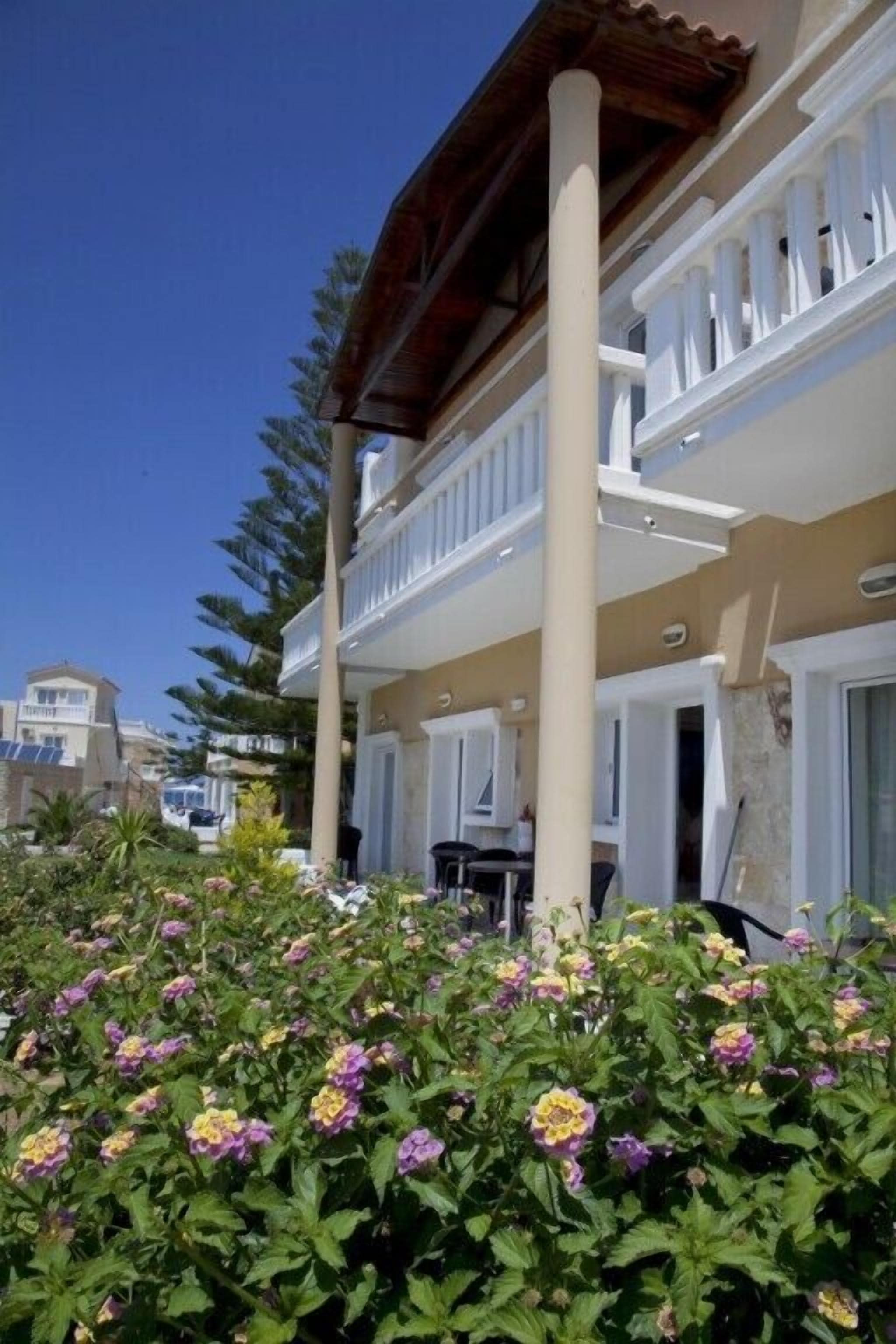 Jo An Beach Hotel