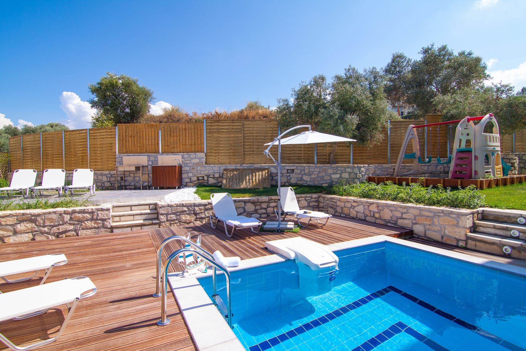 Loutra Villas