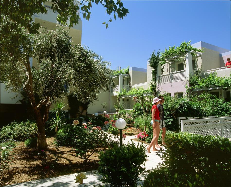 Pearl Beach Hotel