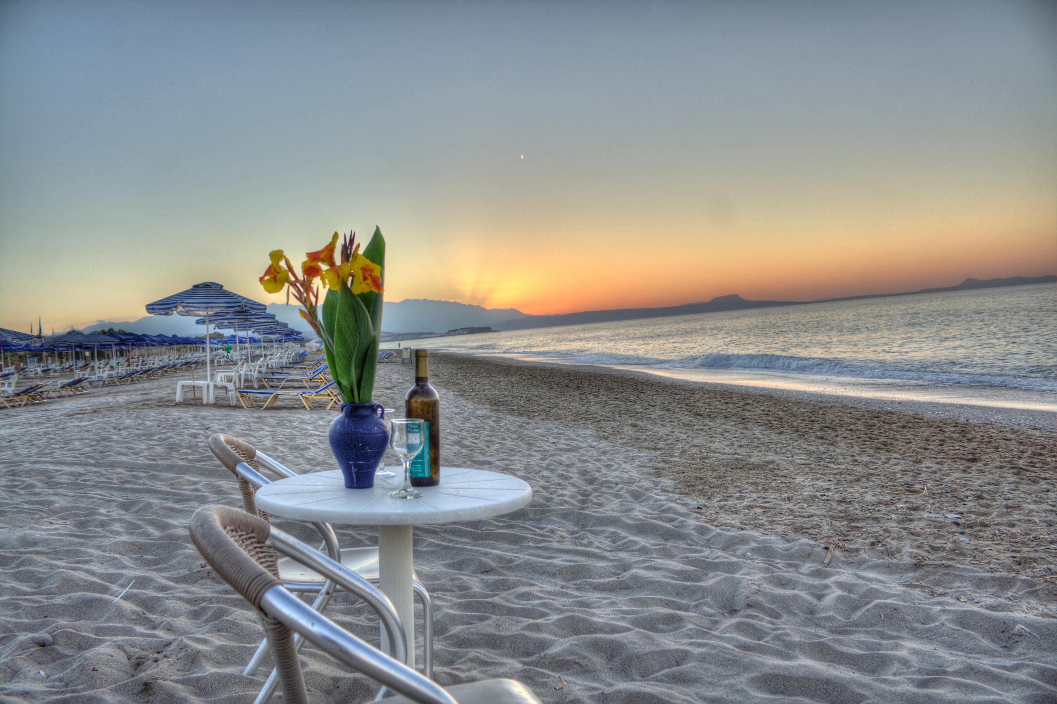 Trefon Hotel Apartments & Family Suites