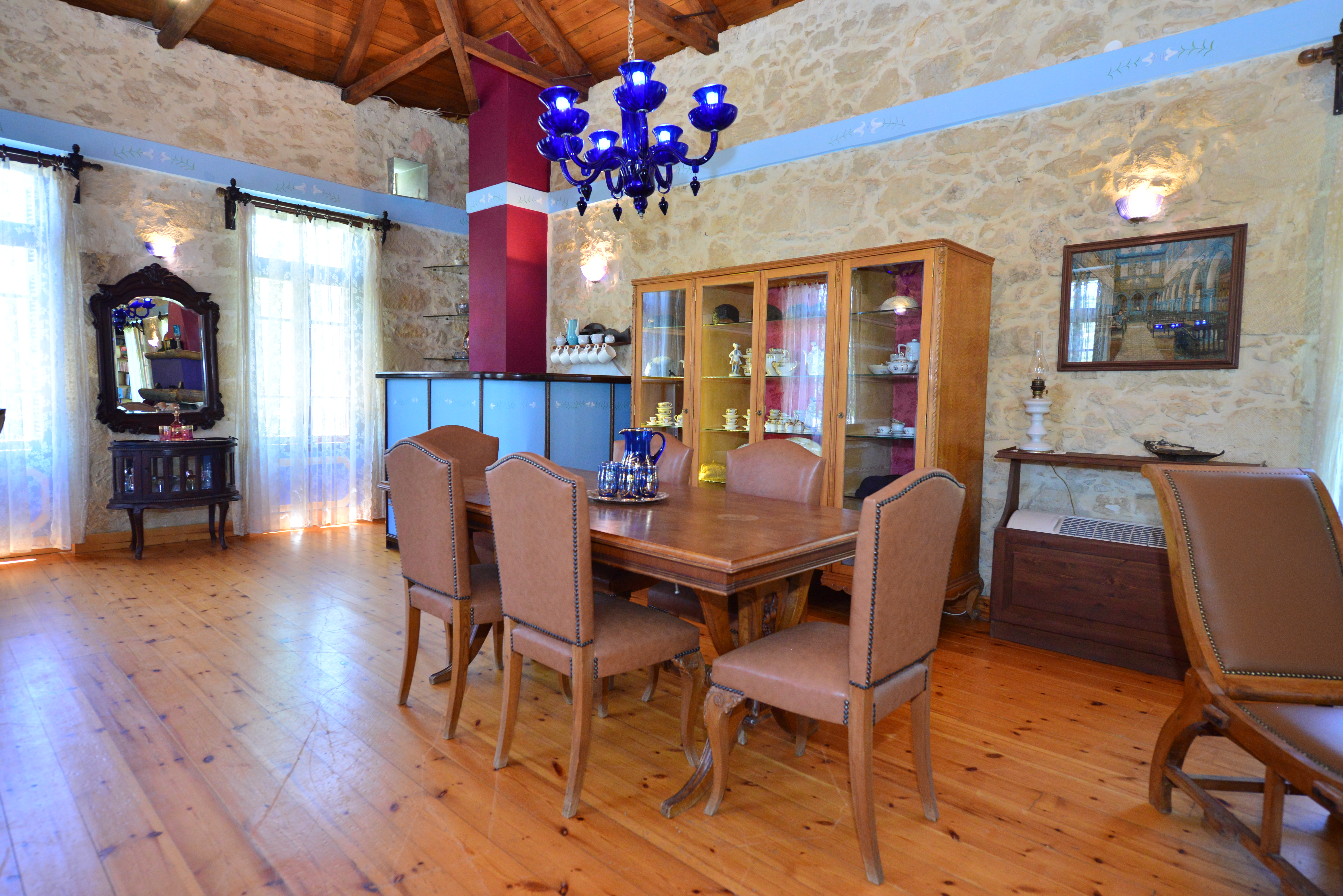 Viglatoras Traditional Apartments