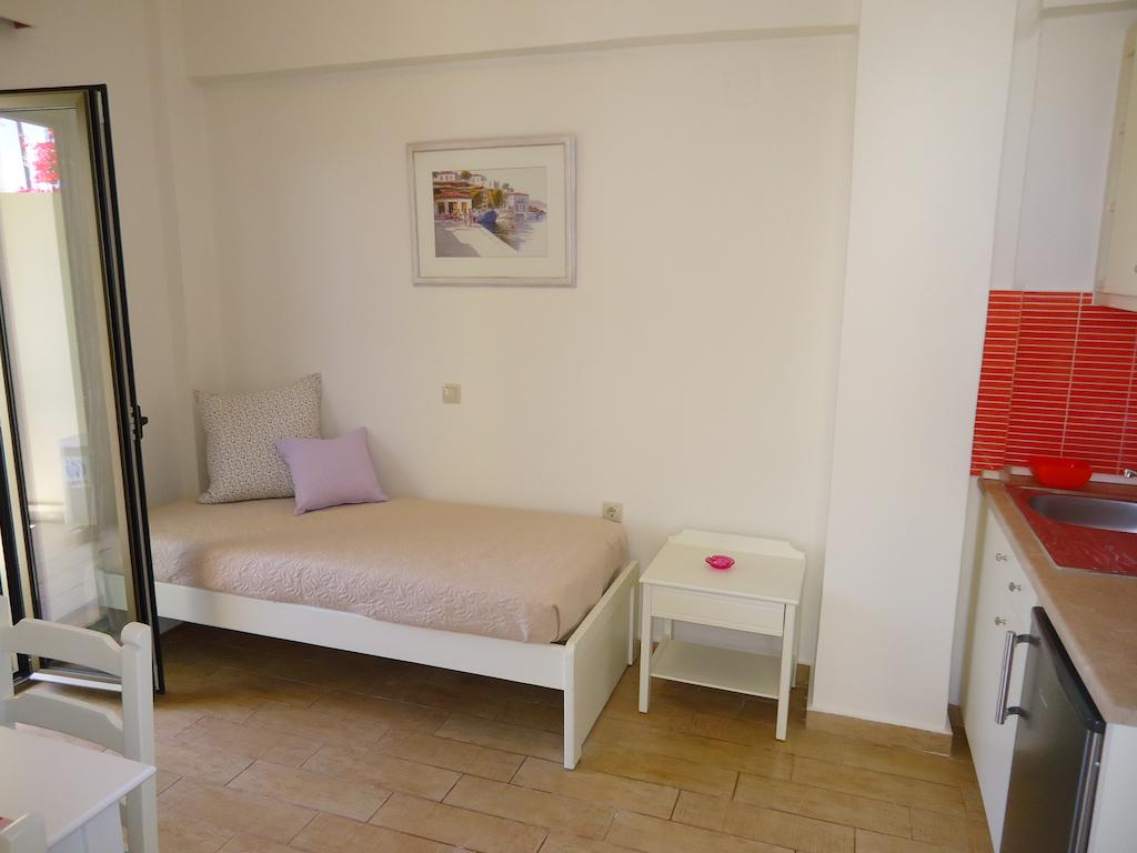 Almyra Apartments