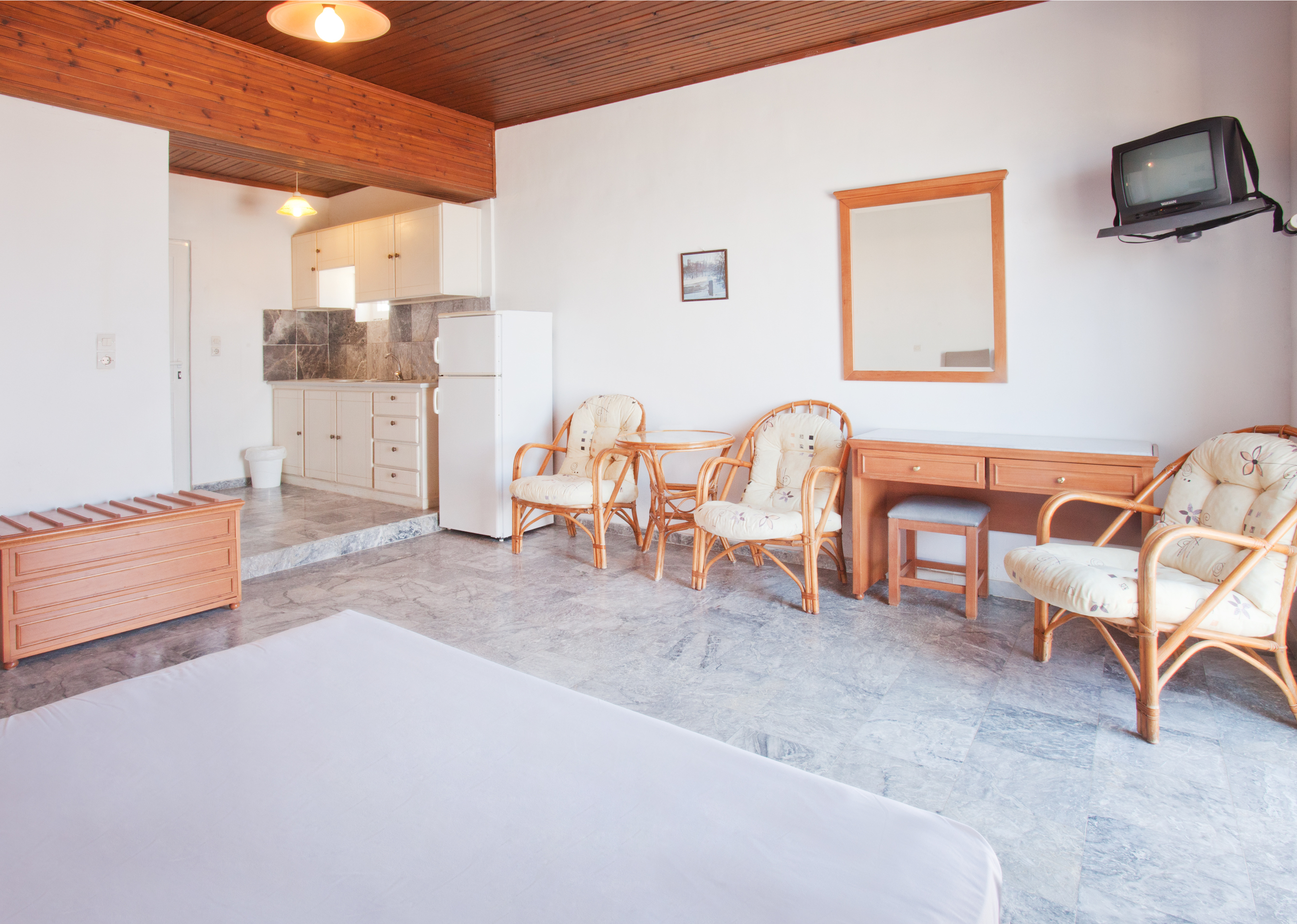Dedalos Beach Hotel