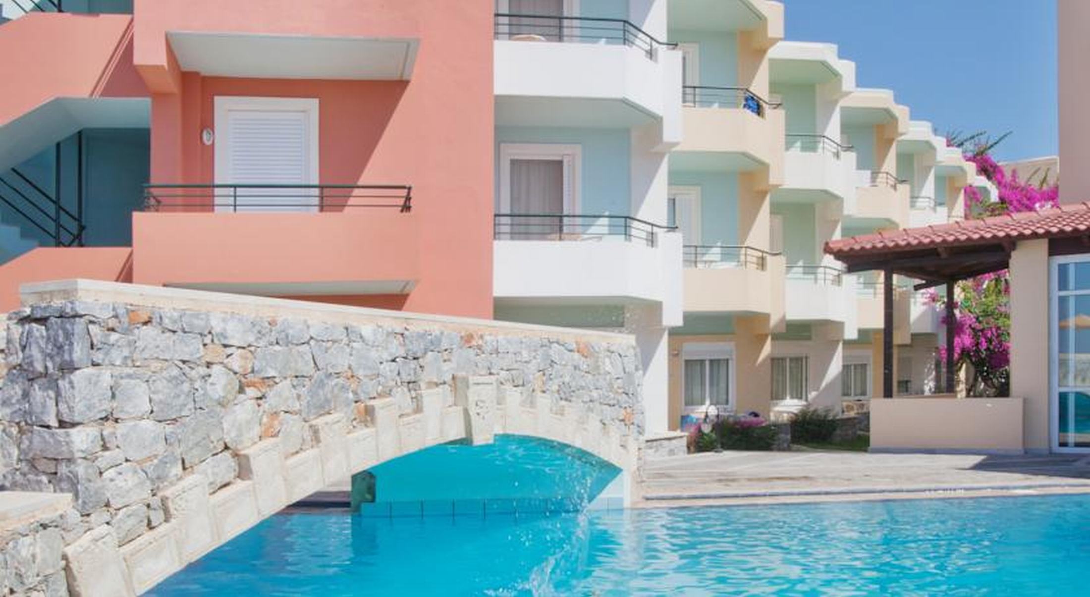 Dedalos Beach Hotel