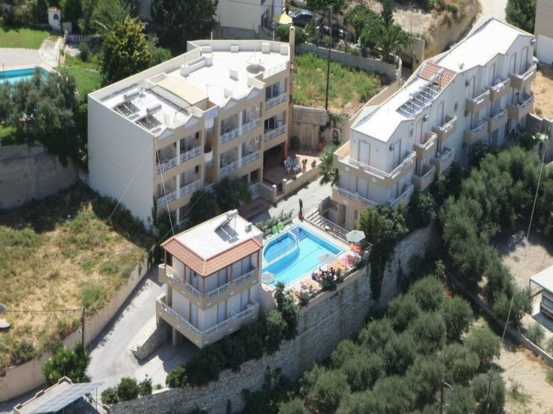 Sunrise Hotel Studios Apartments