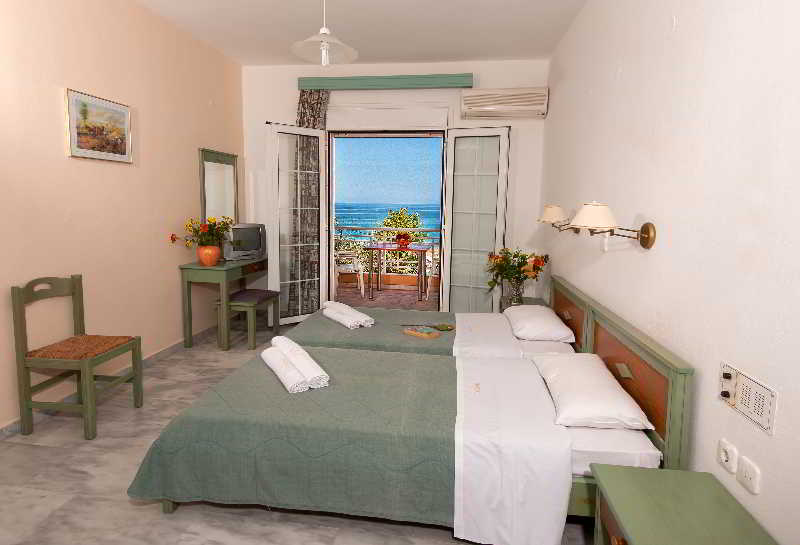 Sunrise Hotel Studios Apartments