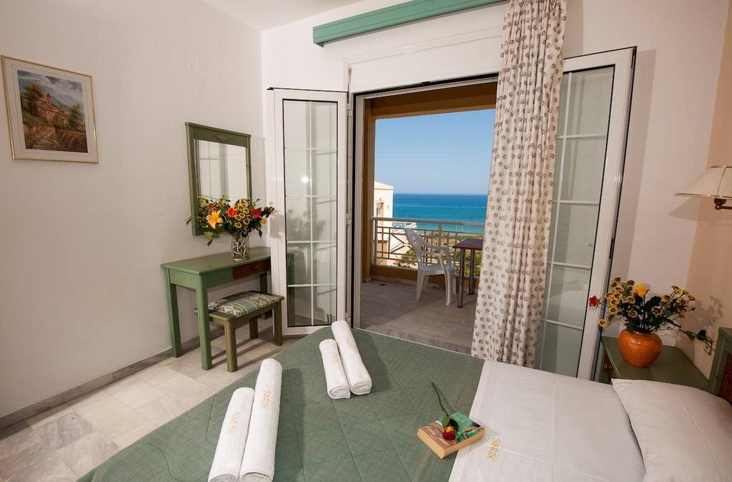 Sunrise Hotel Studios Apartments