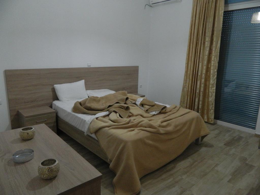 Hotel Lefka Ori