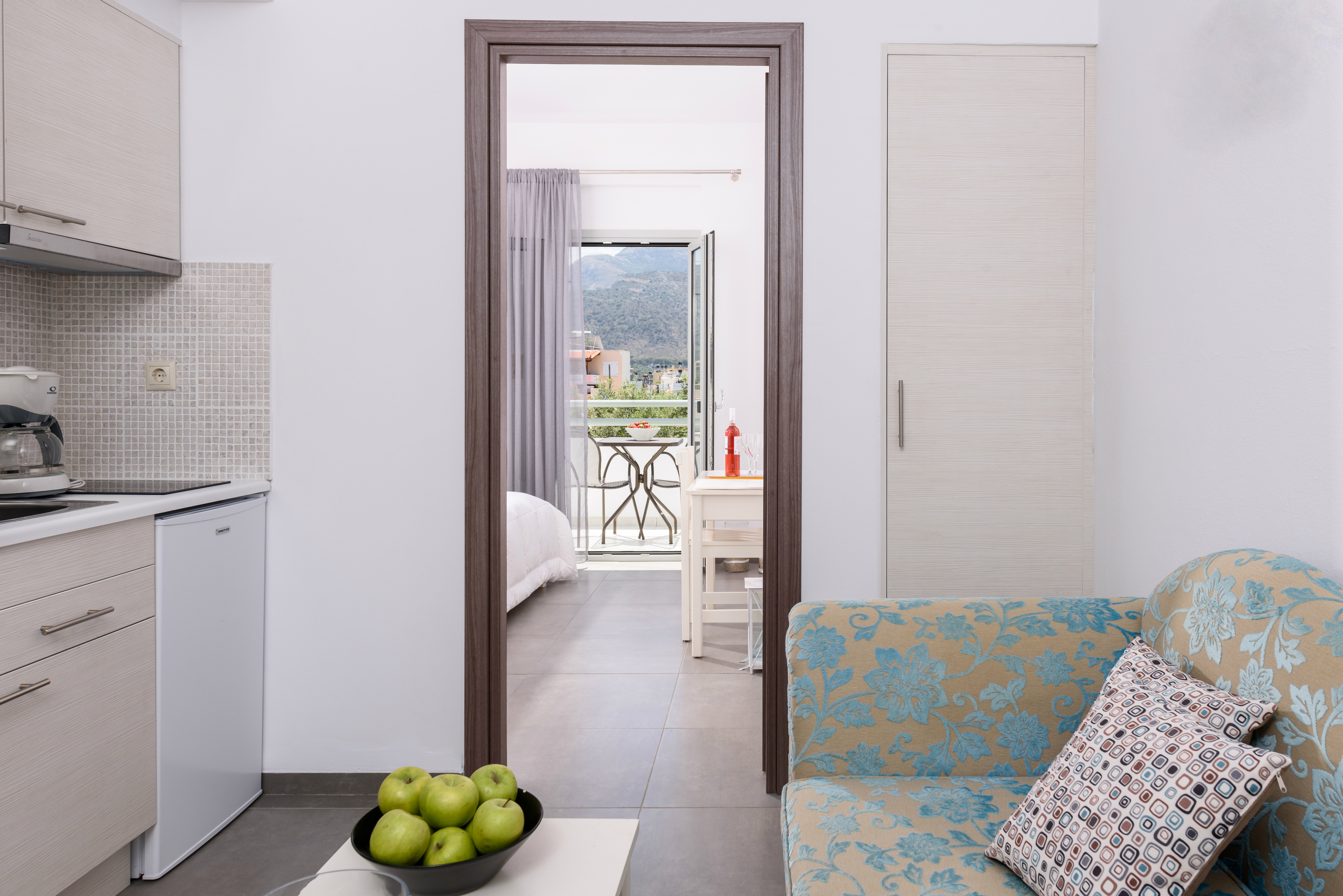Angela Studios & Apartments