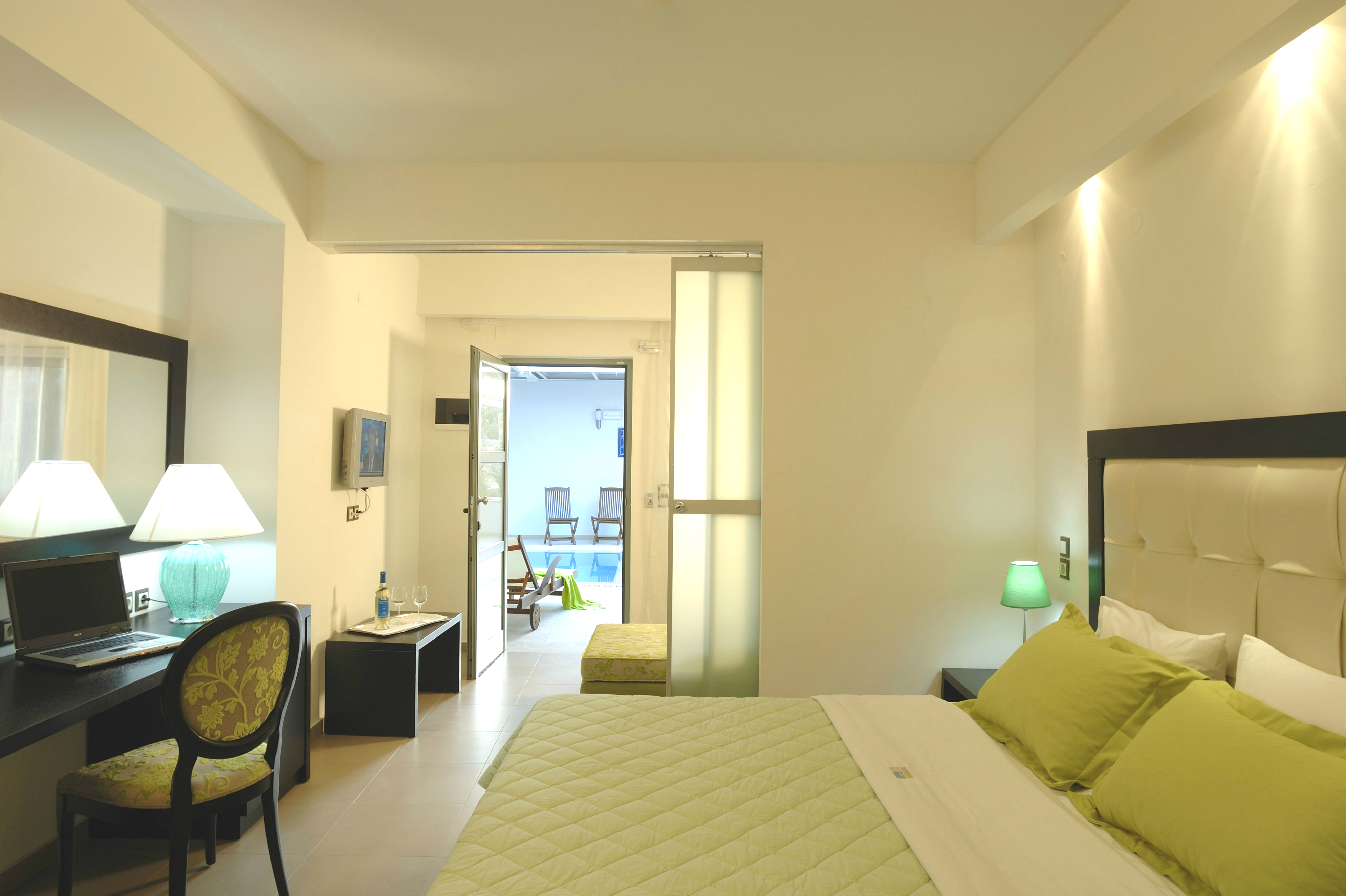 Angela Suites Boutique Hotel