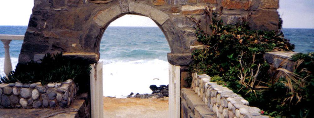 Maria Hotel & Maria’s Family Hotel