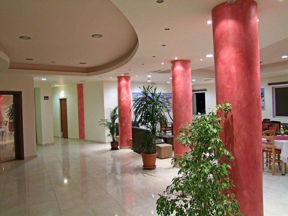 Hotel Sea Breeze