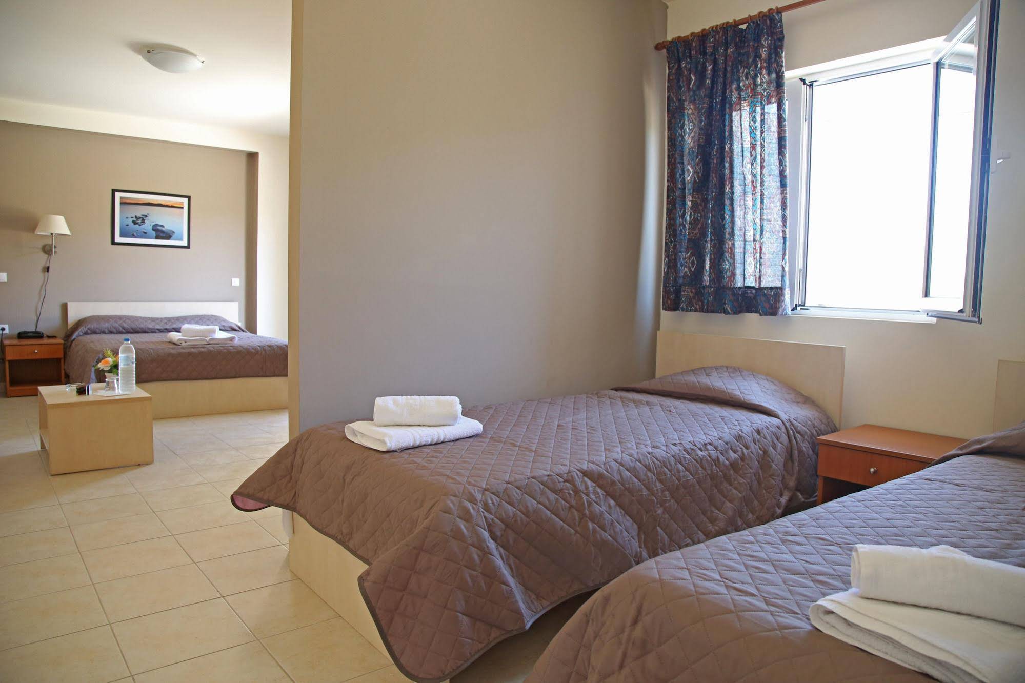 Hotel Sea Breeze