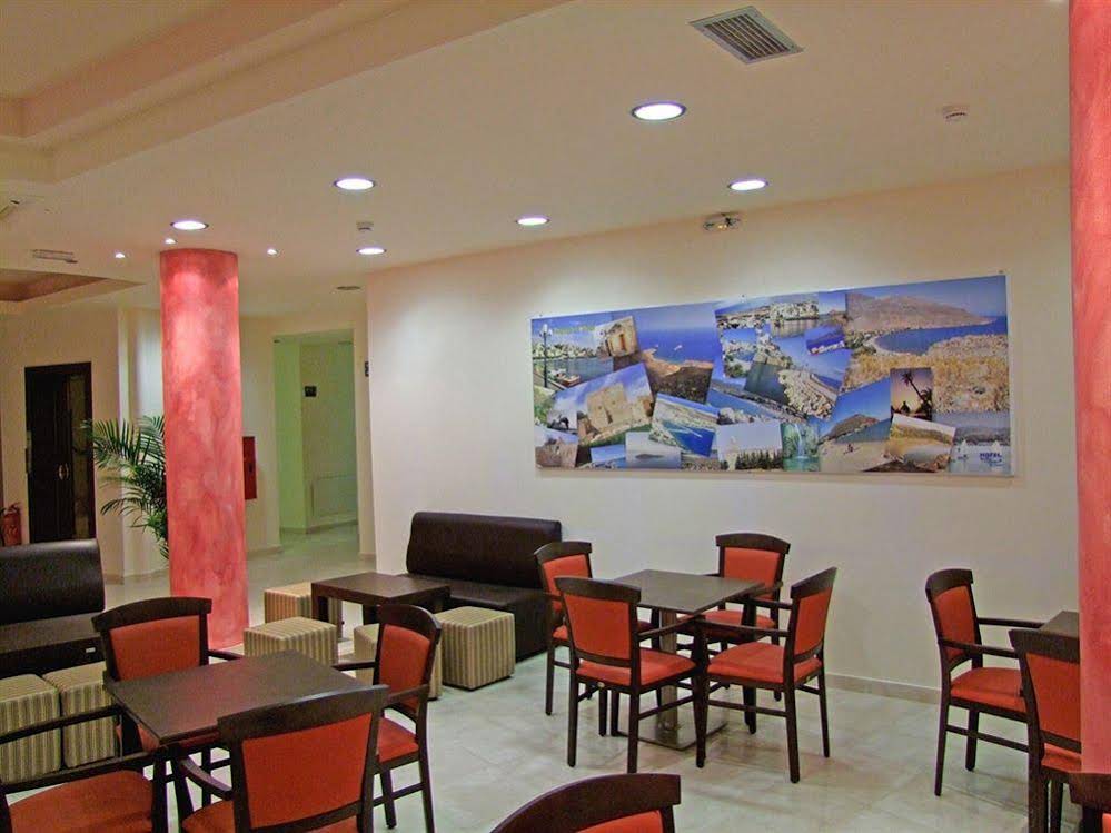 Hotel Sea Breeze