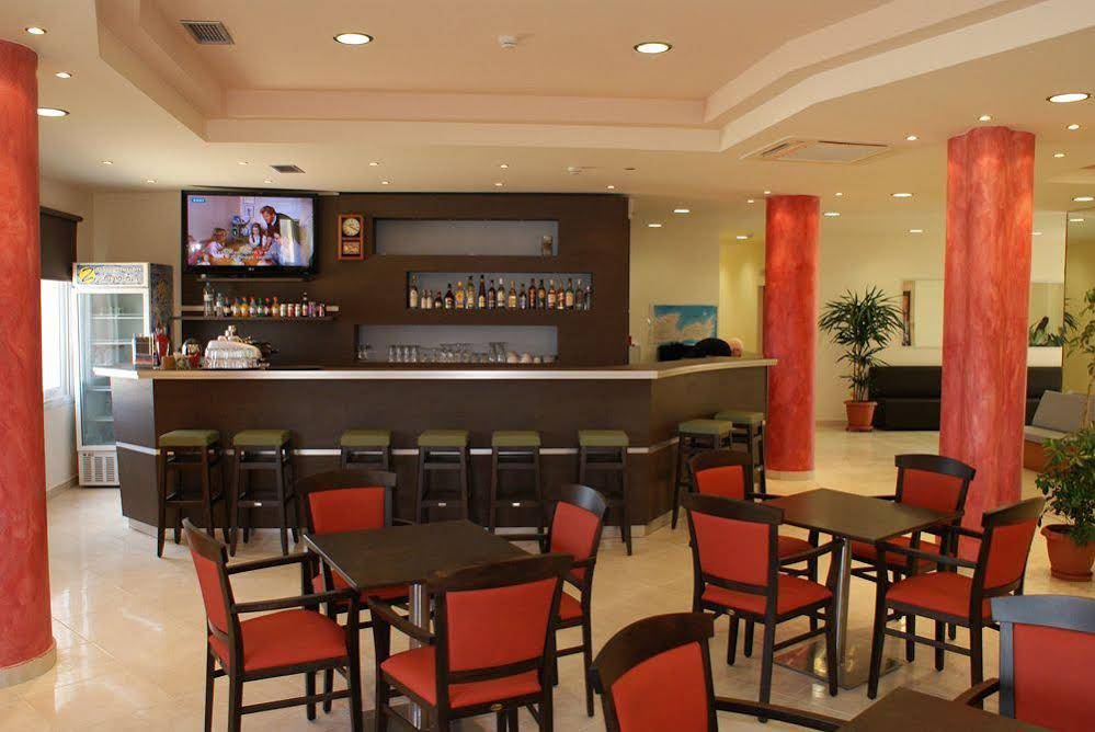Hotel Sea Breeze