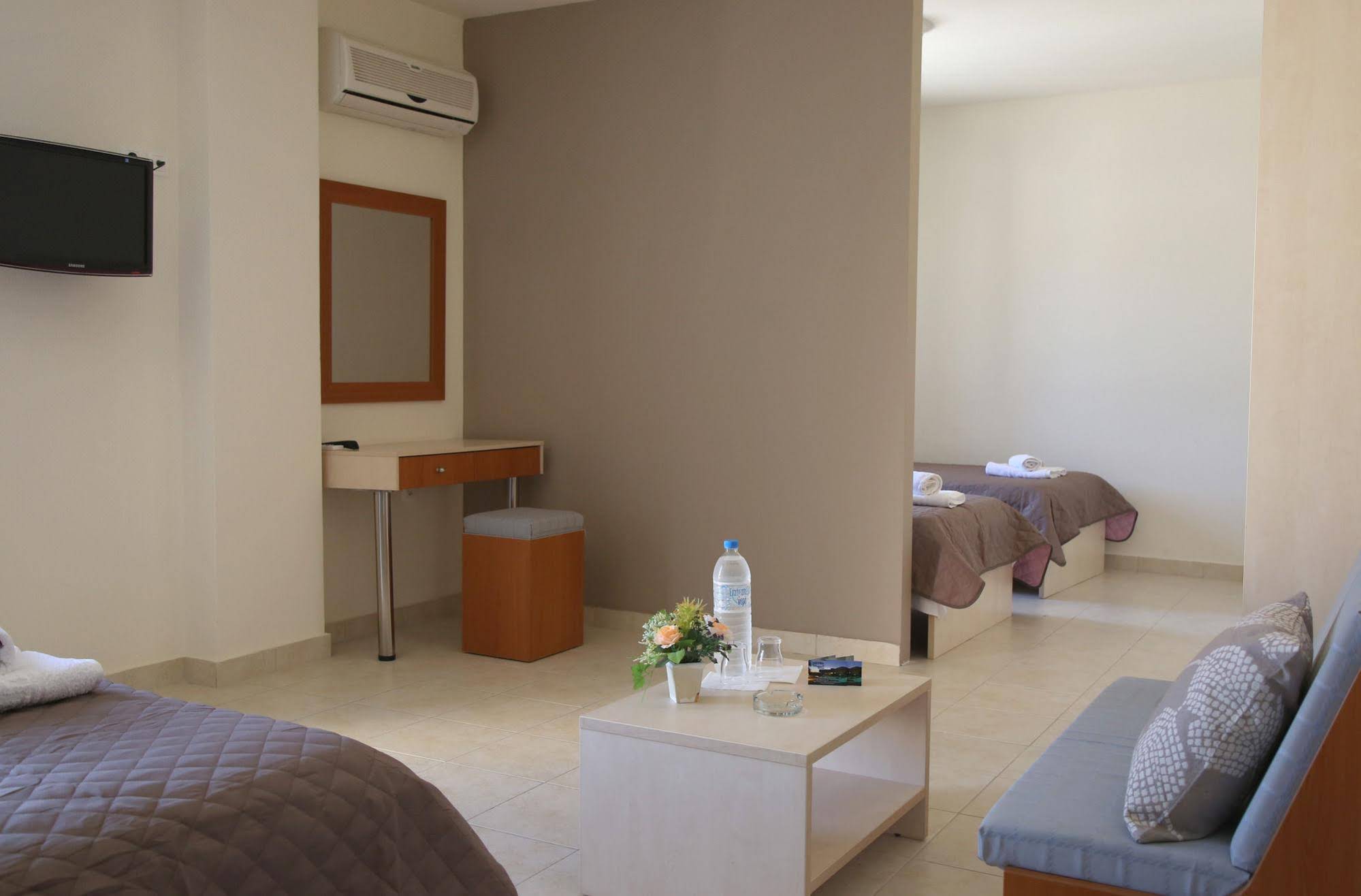 Hotel Sea Breeze