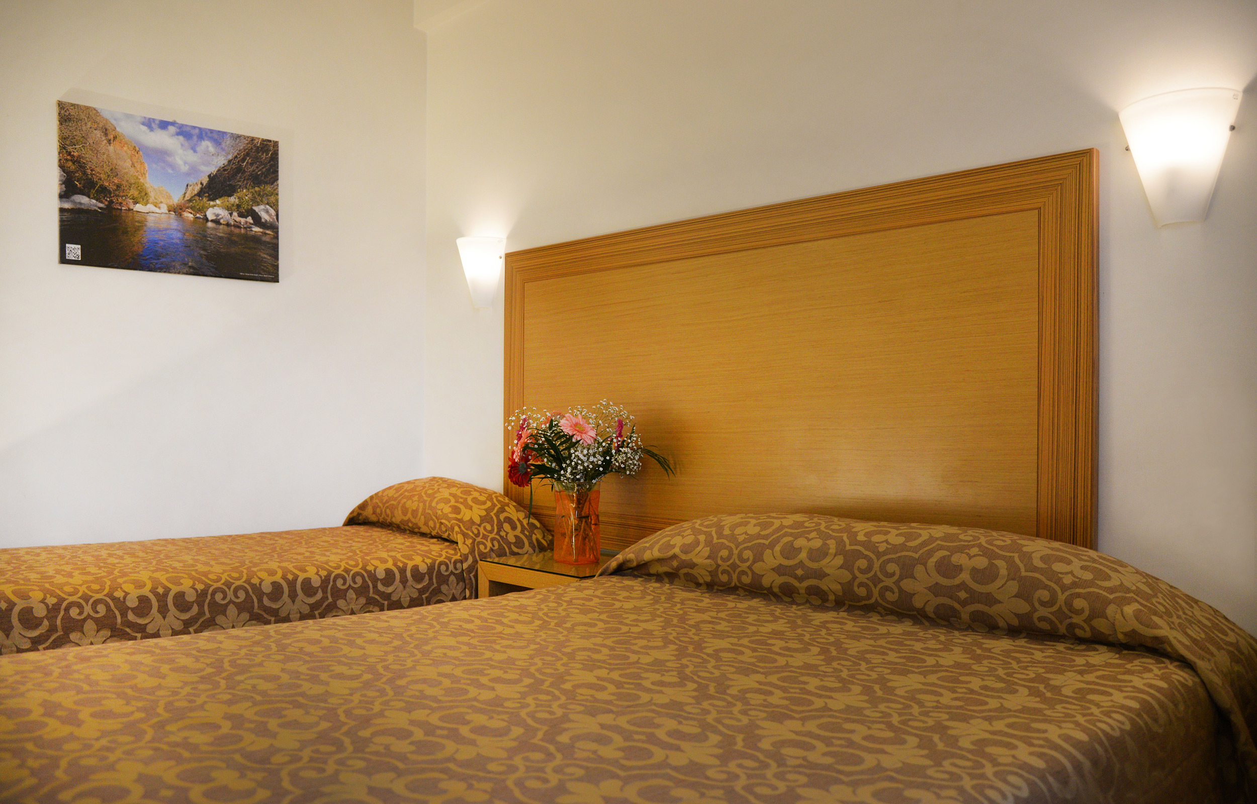 Itanos Hotel