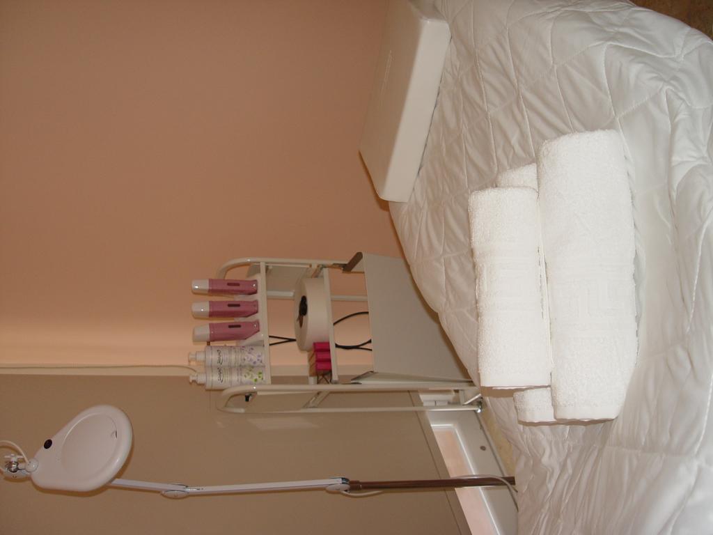 Itanos Hotel