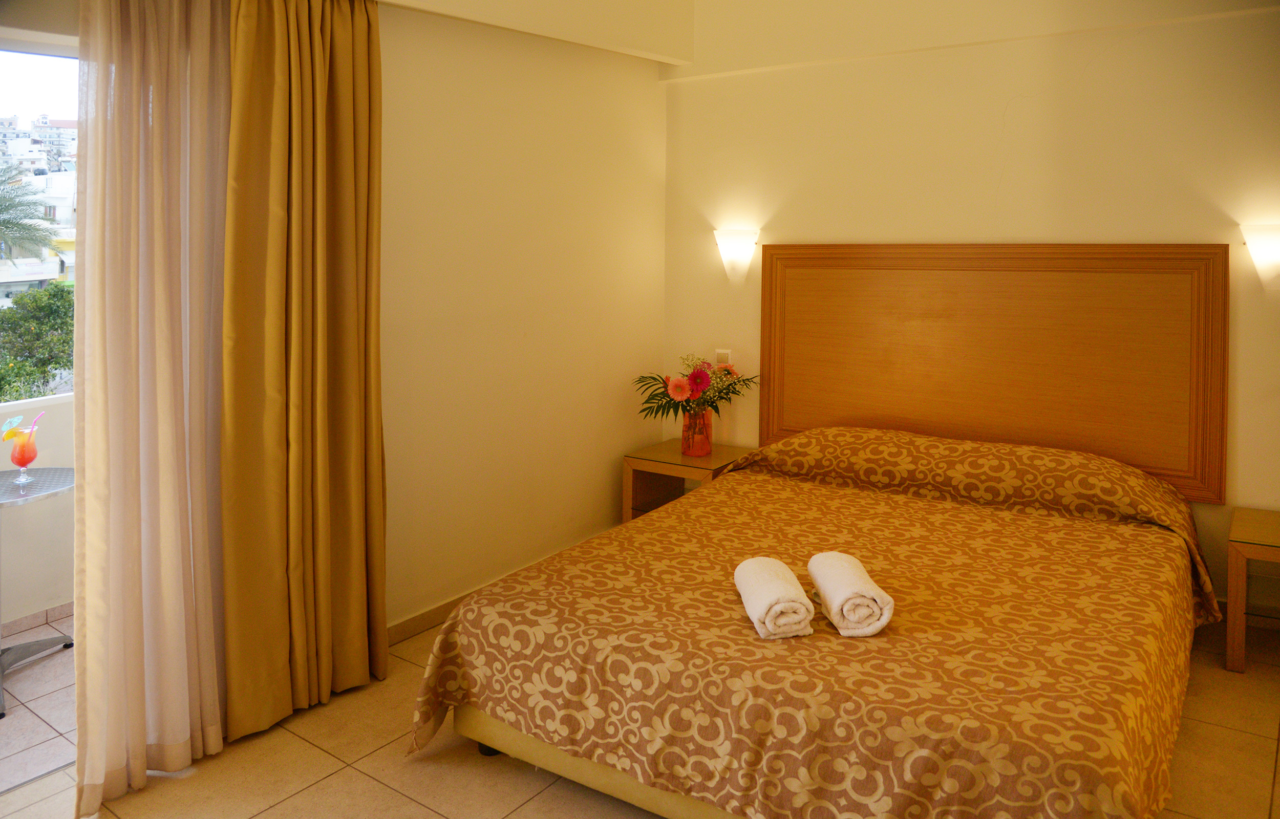 Itanos Hotel