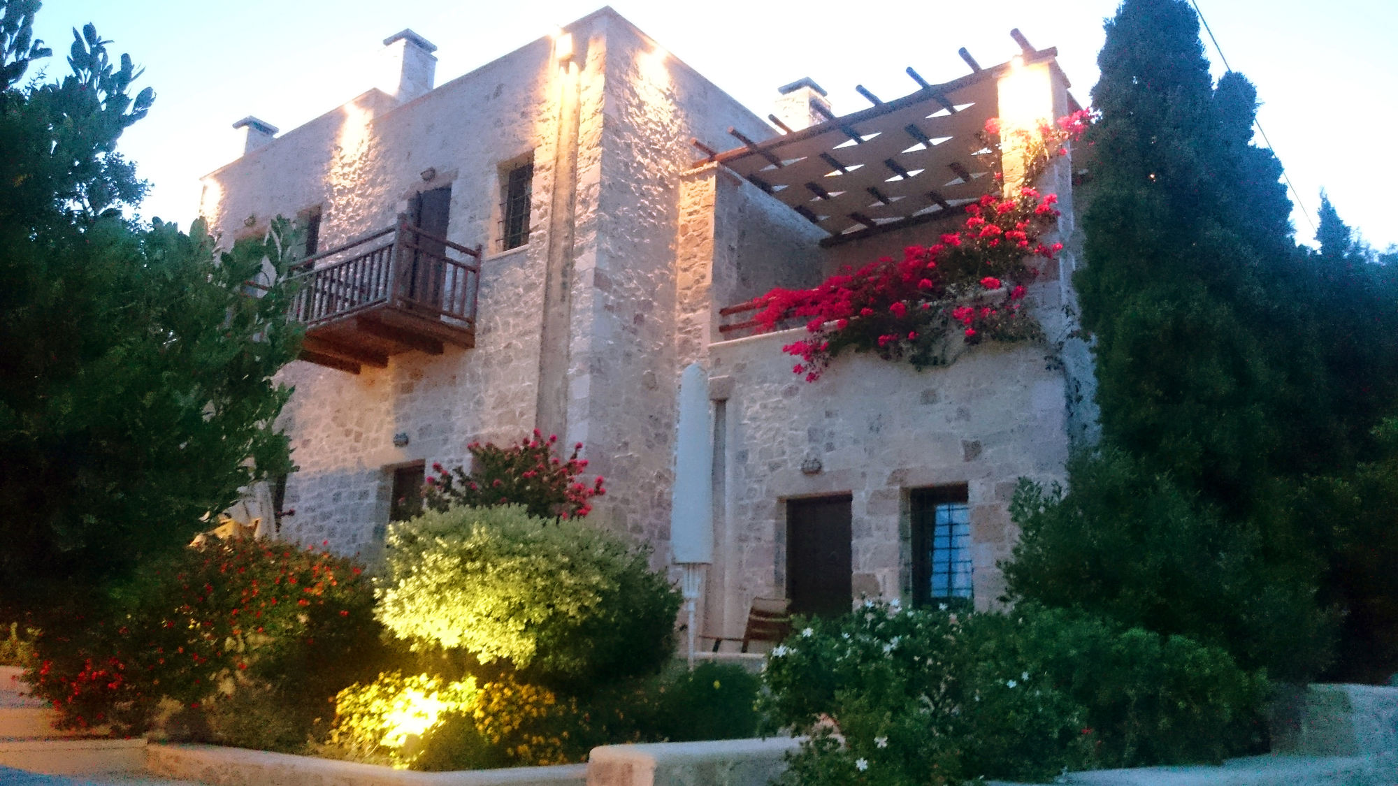 Lithos Houses