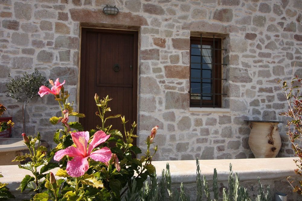 Lithos Houses