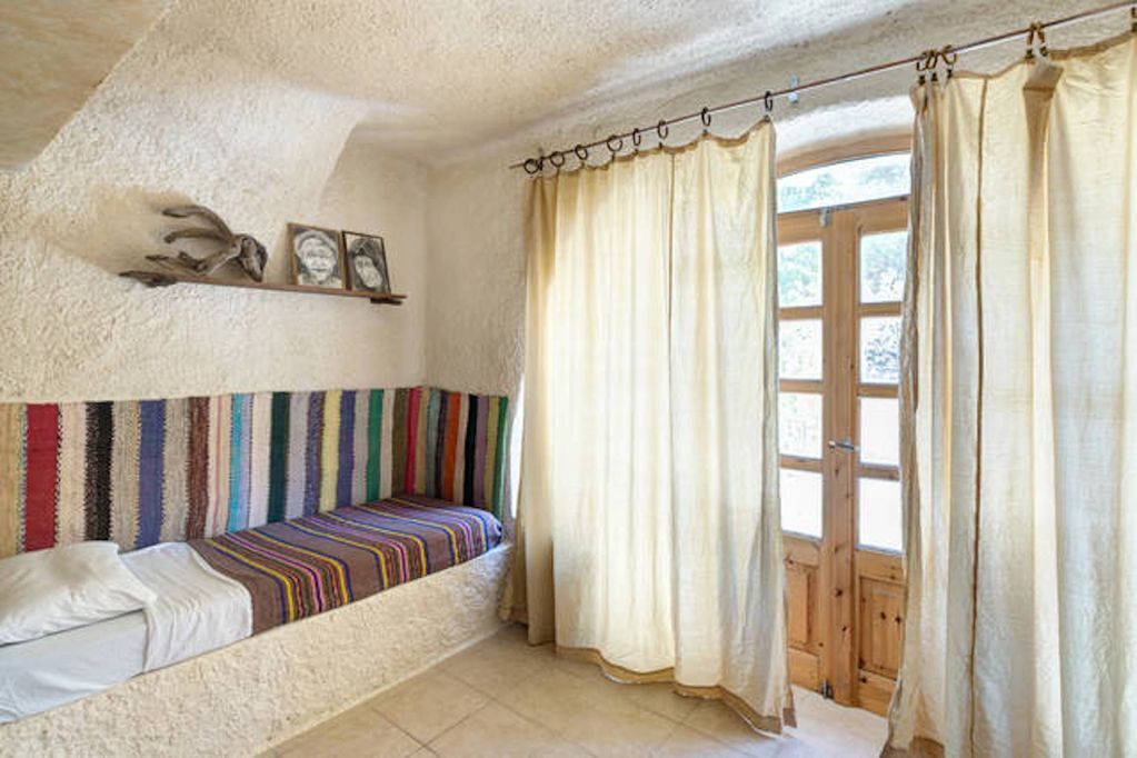 Mesodokia Homes