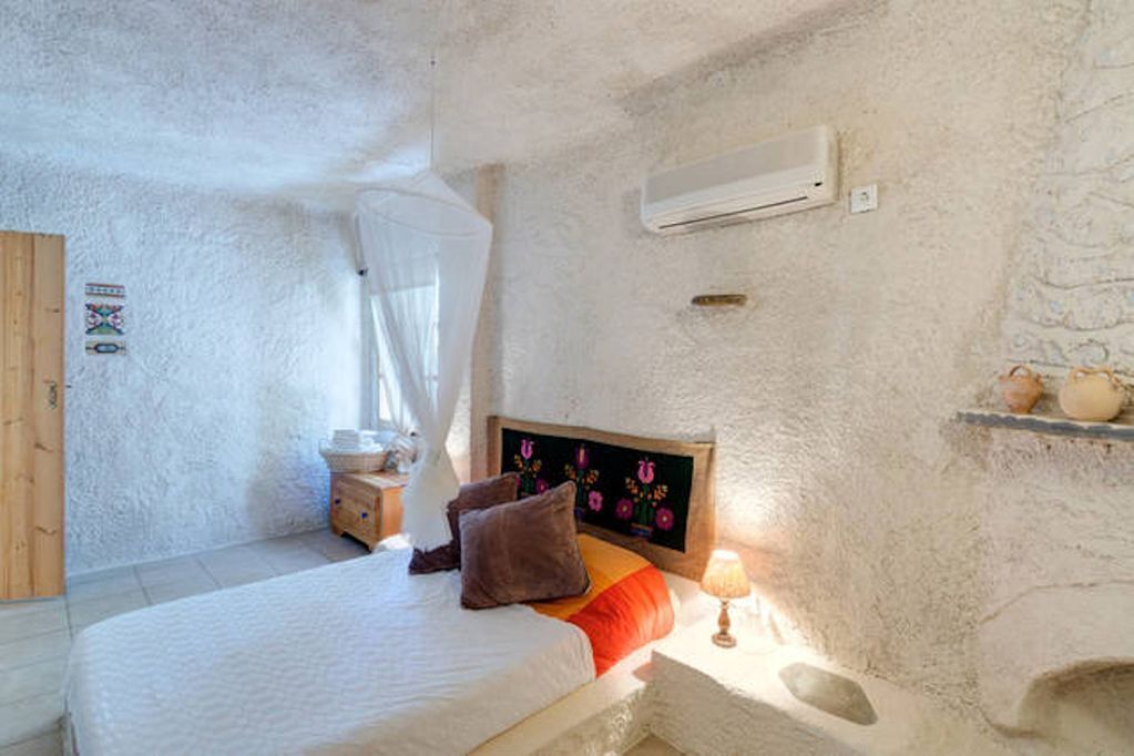 Mesodokia Homes