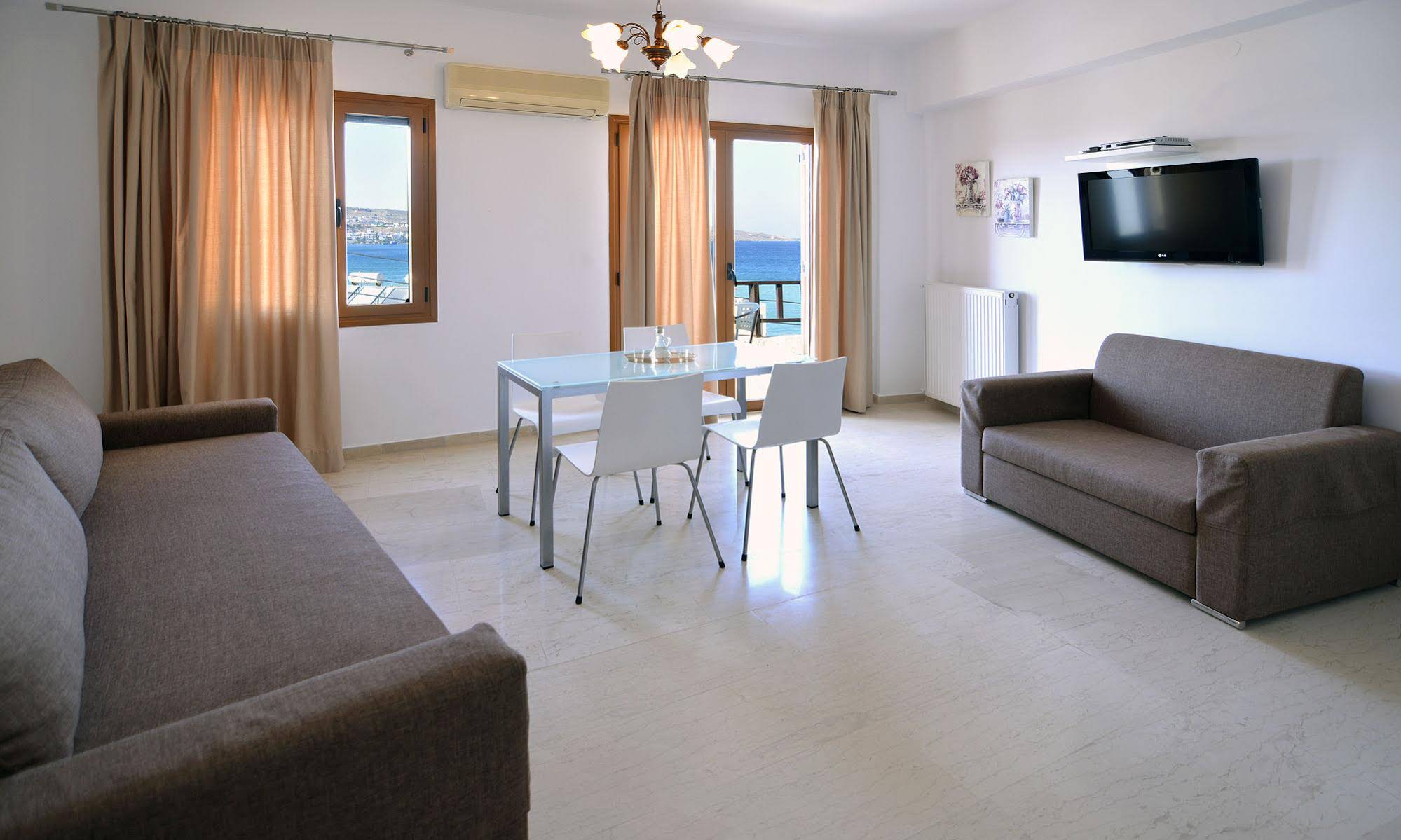 Simon Apartments