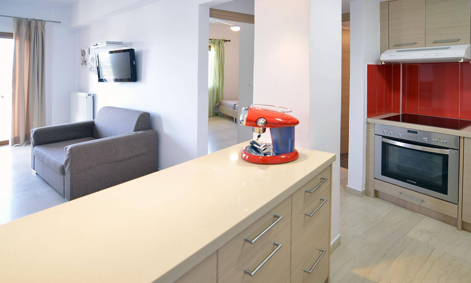 Simon Apartments