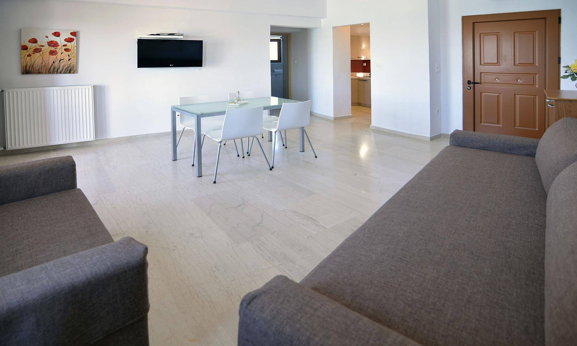 Simon Apartments