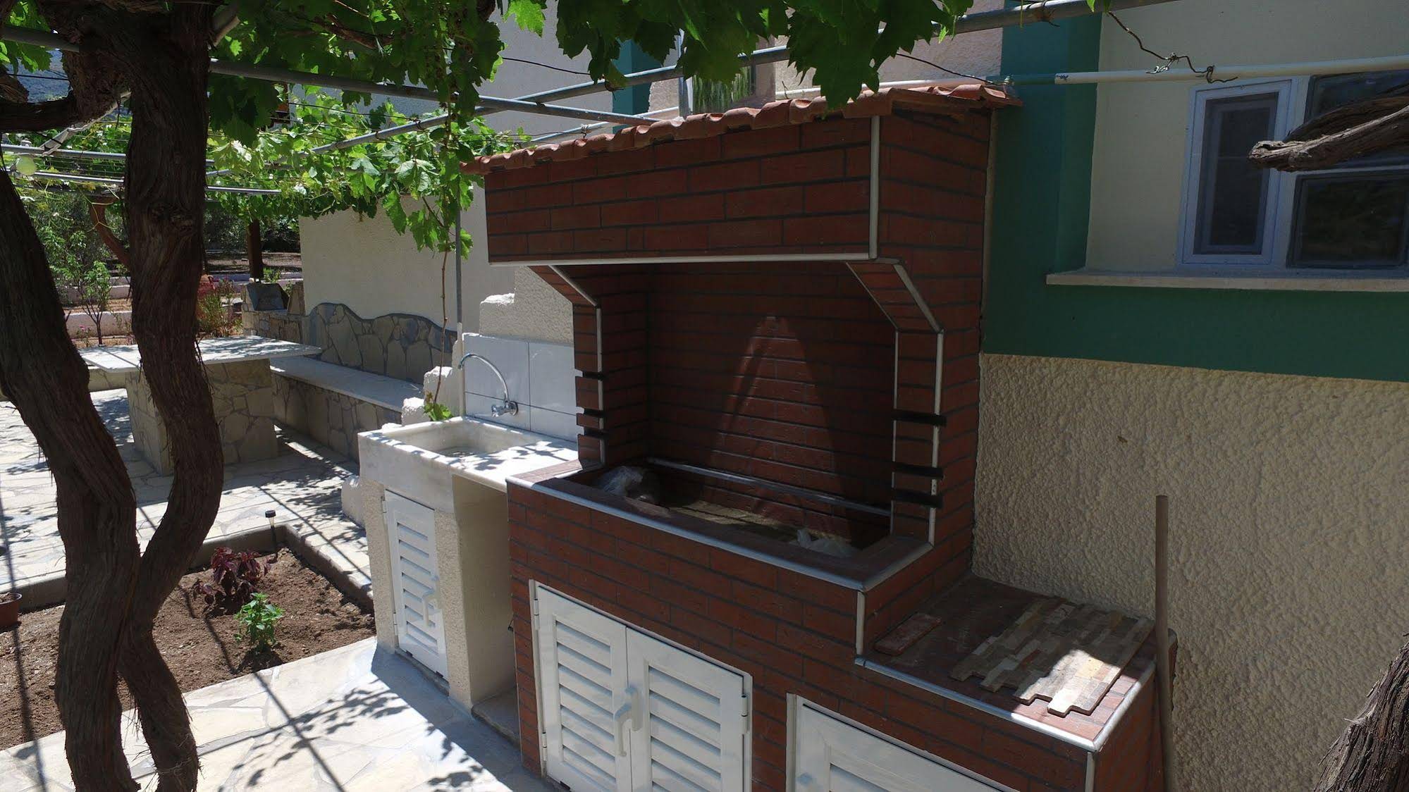 Villa Katerina Holiday Apartments