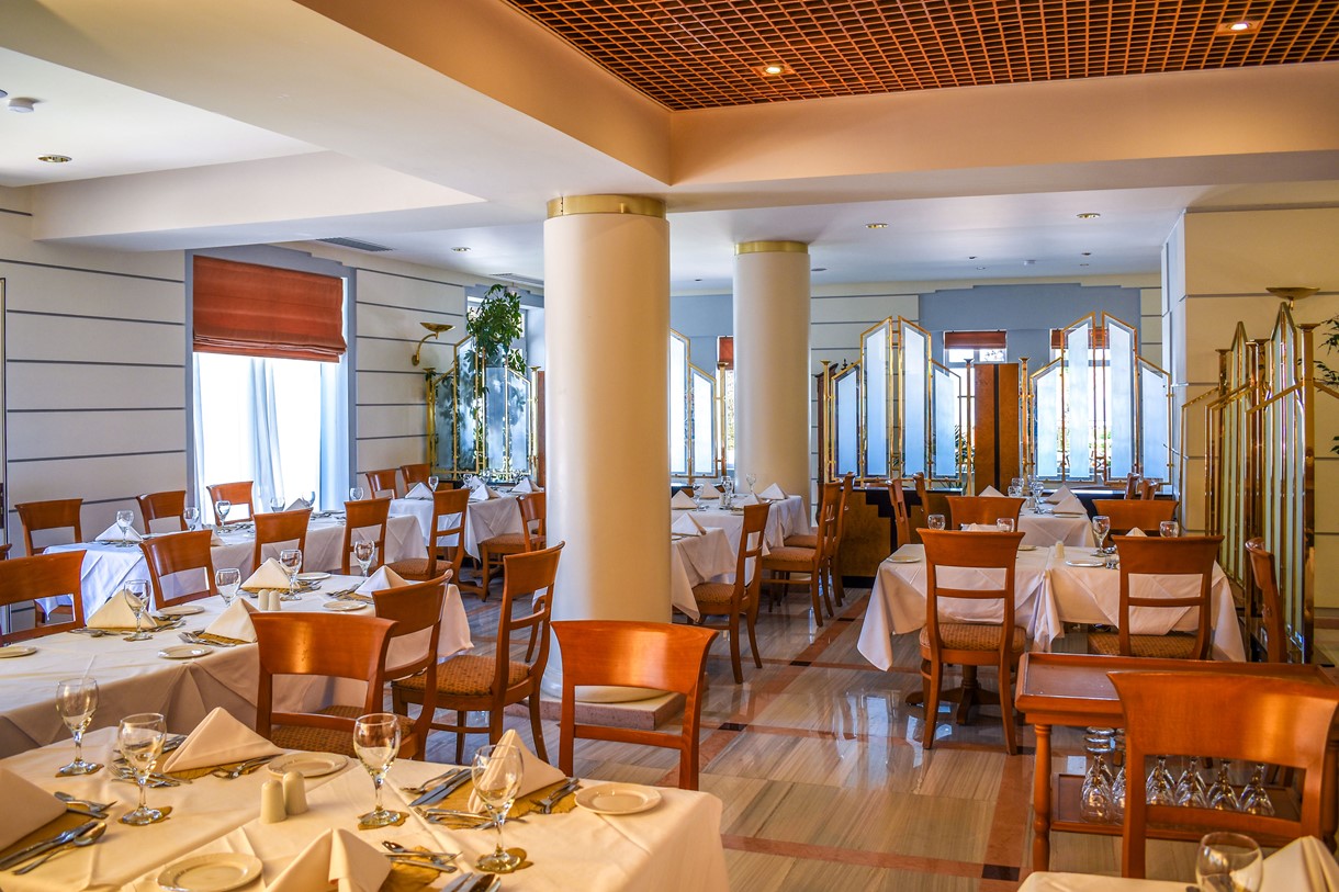 Creta Royal