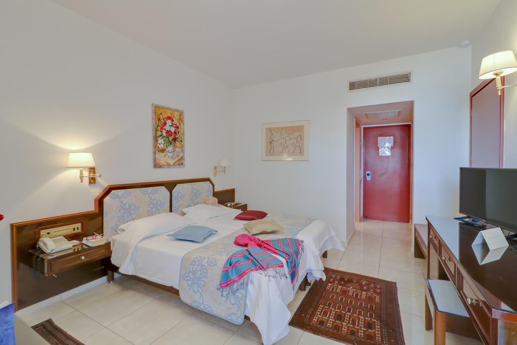 Creta Royal
