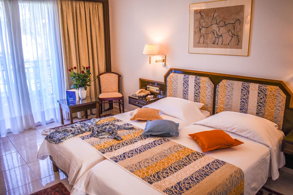 Creta Royal