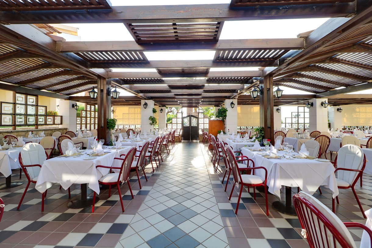Creta Royal