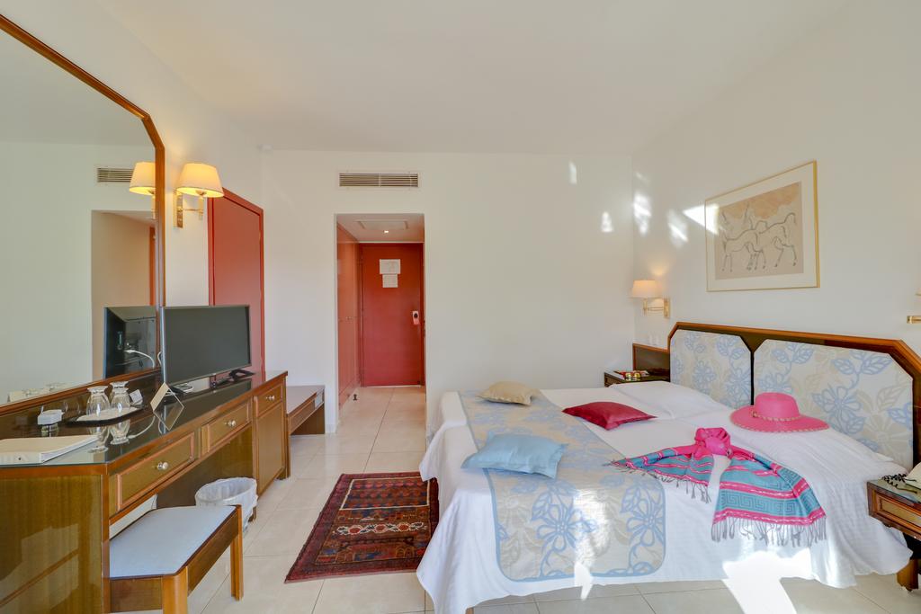 Creta Royal