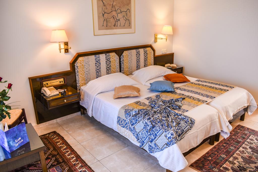 Creta Royal