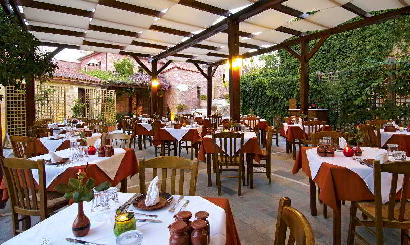 Spilia Village