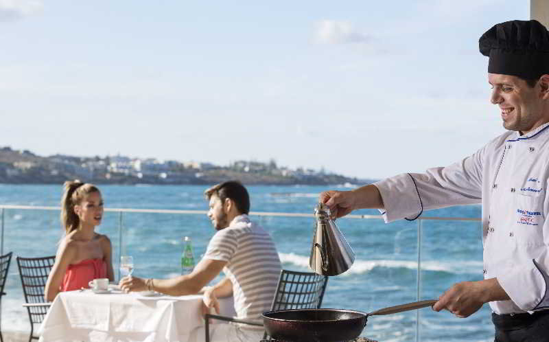 I Resort Beach Hotel & Spa