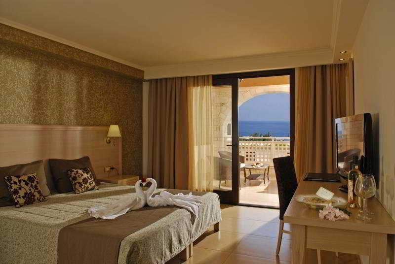 Cactus Royal Spa & Resort