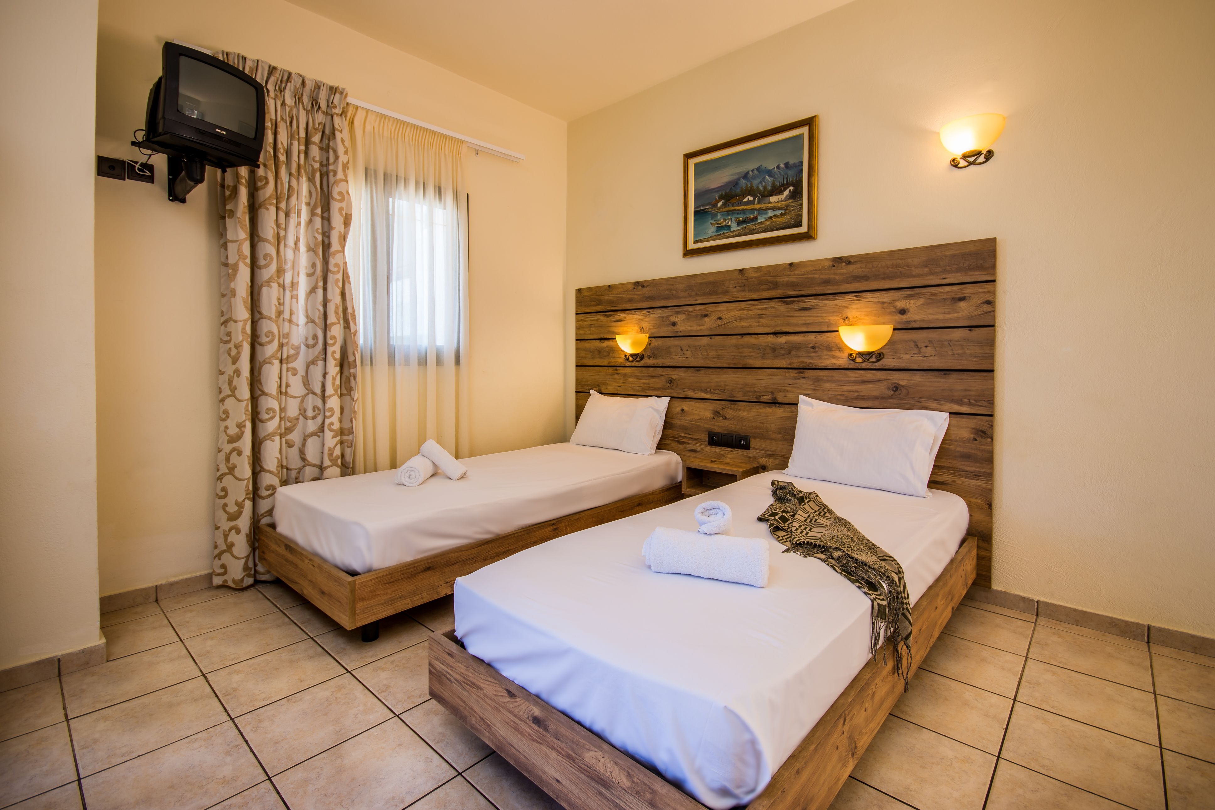 Dias Hotel & Apartments