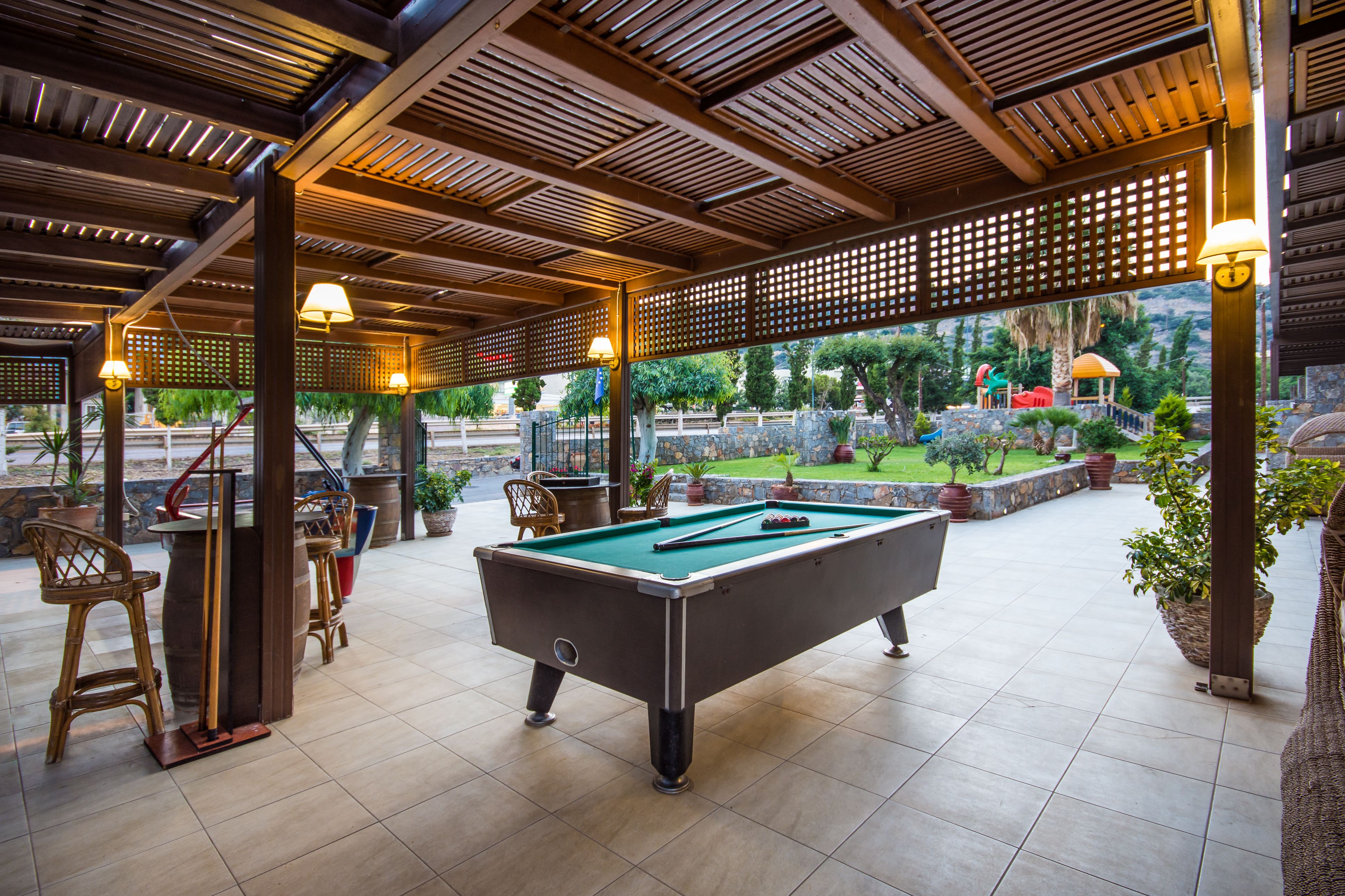 Dias Hotel & Apartments
