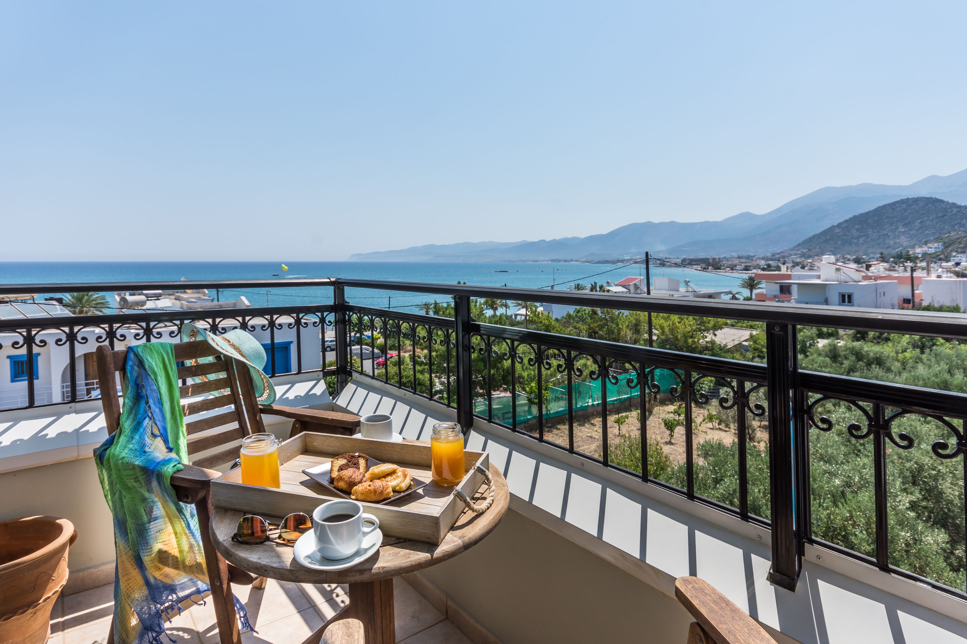 Dias Hotel & Apartments
