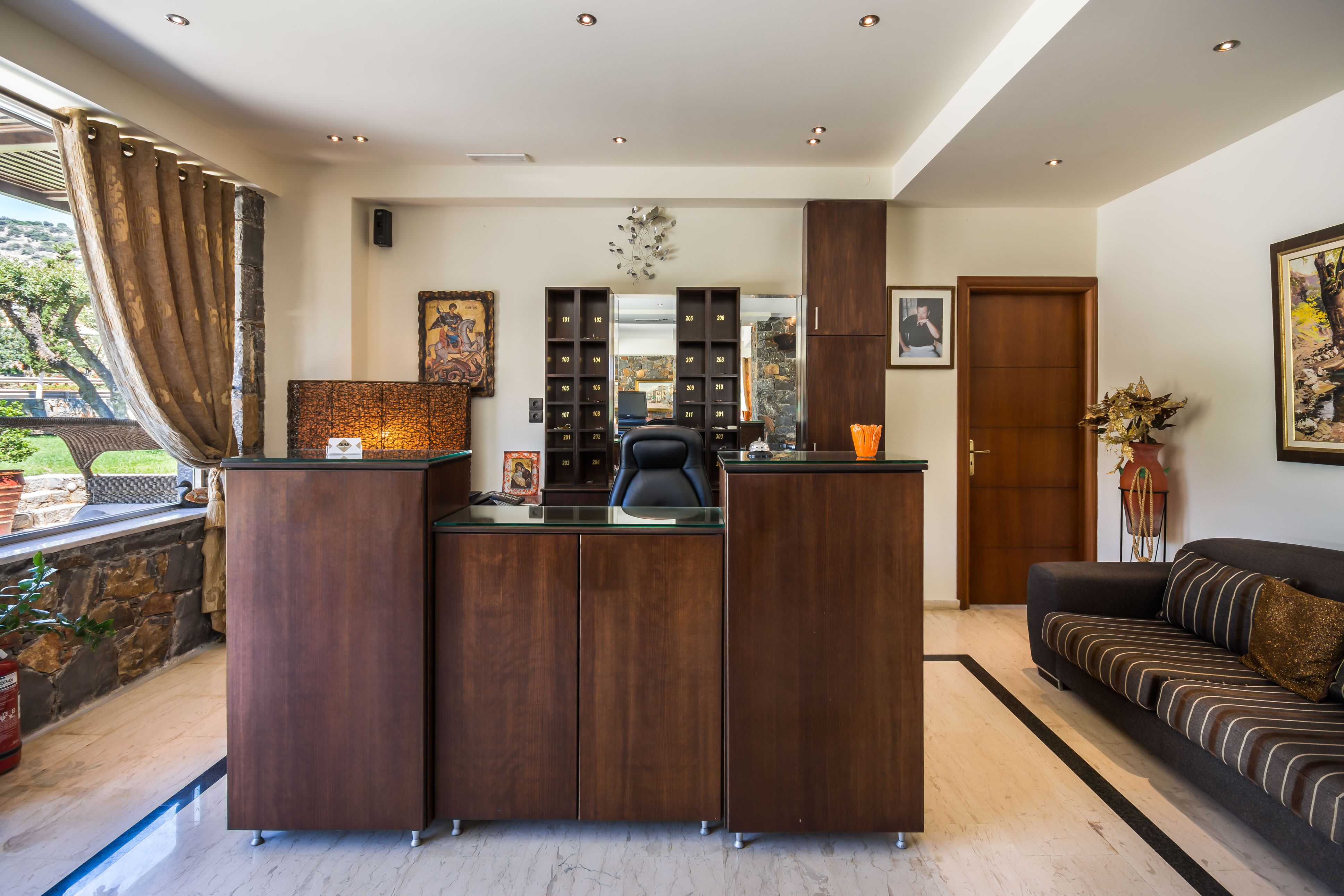 Dias Hotel & Apartments
