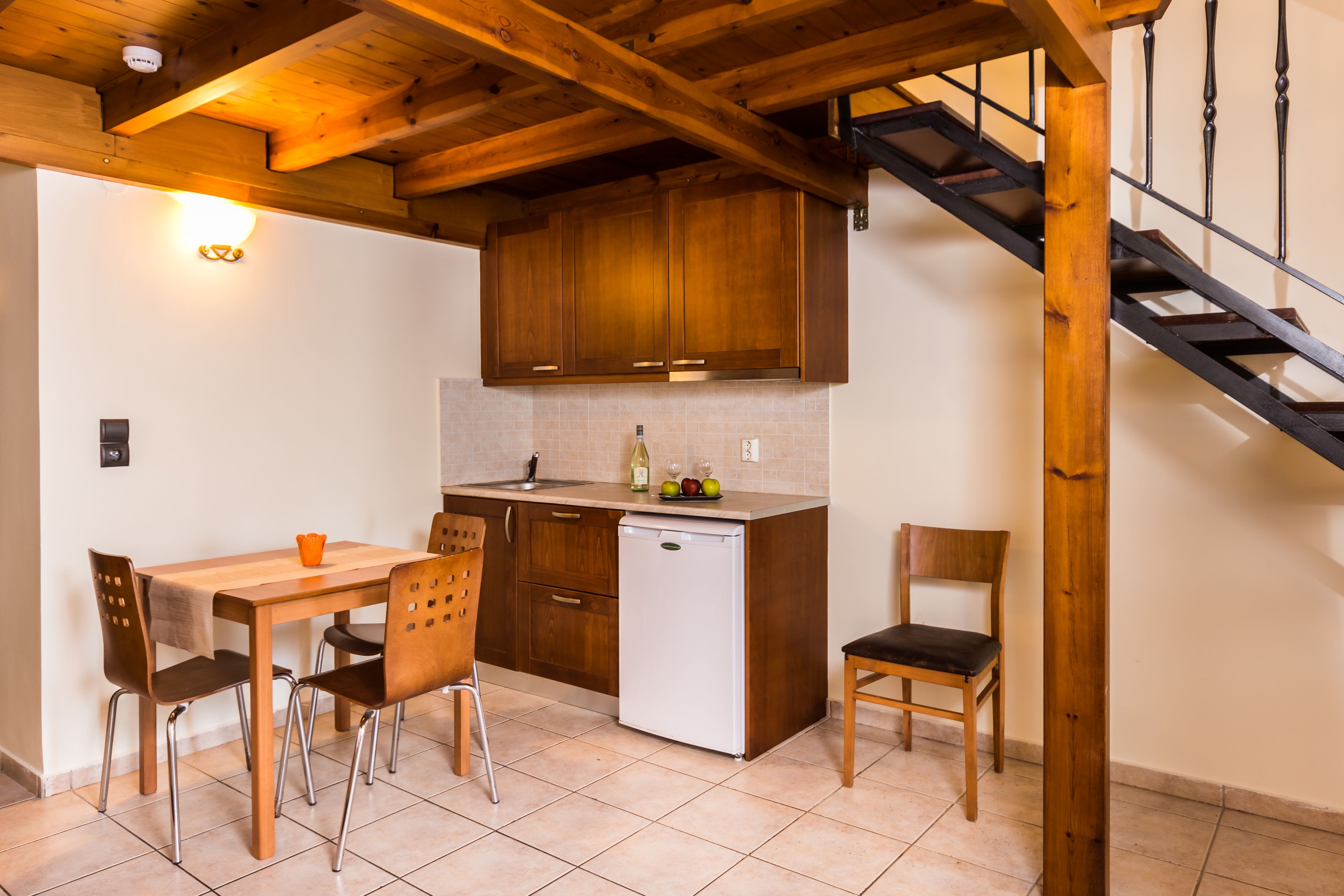 Dias Hotel & Apartments