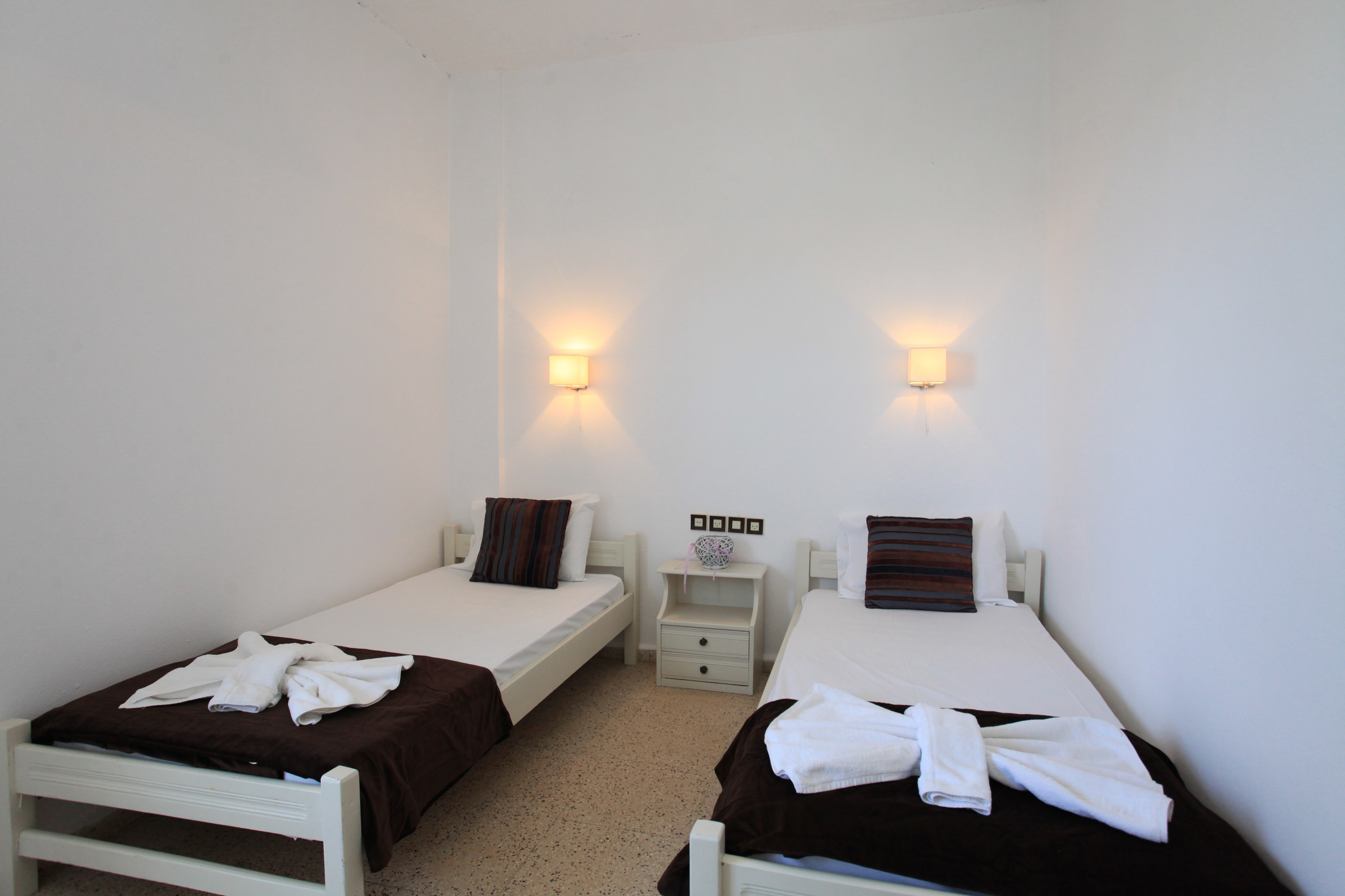 Iraklis Apartments